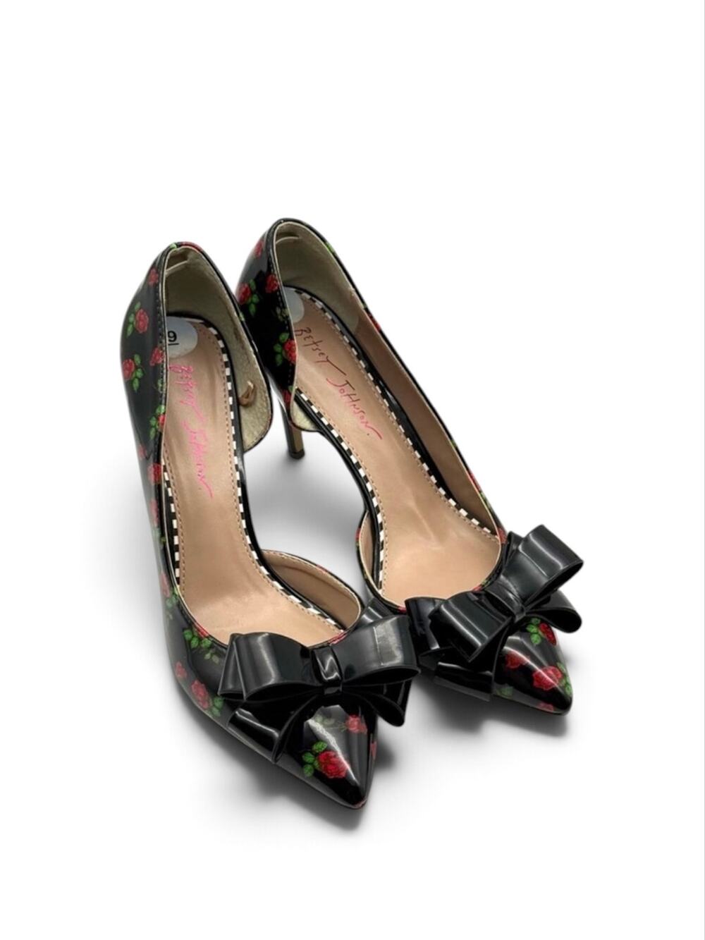 Betsey Johnson Patent Leather Rose Bow Relay Heels 9
